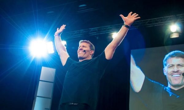 tony_robbins
