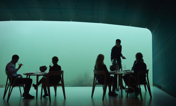 underwater restaurant